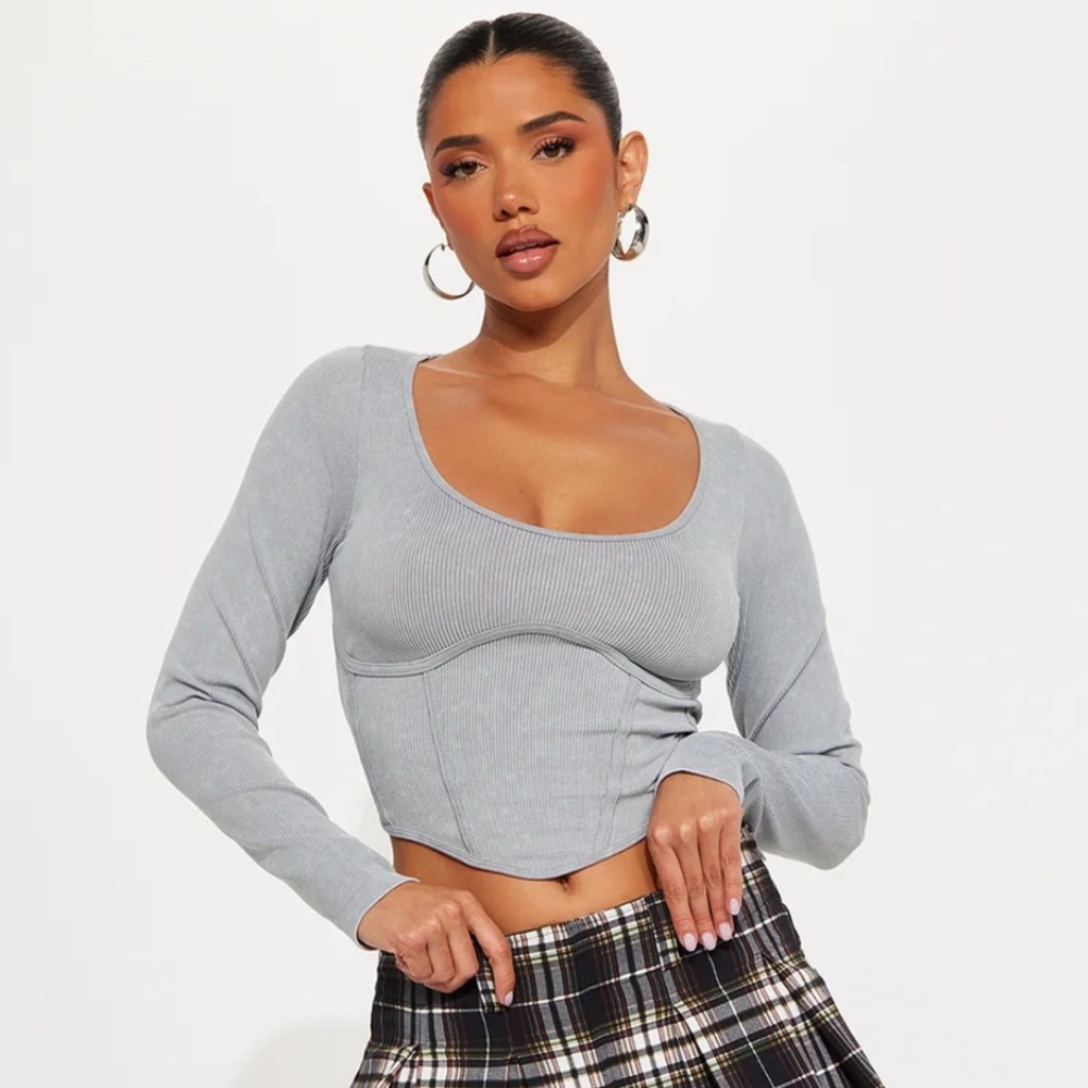 Fashion Nova Gray Long Sleeve Crop Top